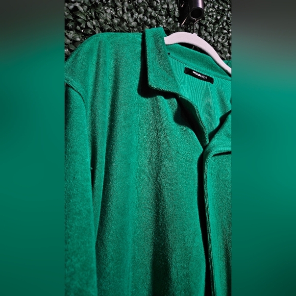 Men's Green Short Sleeve Shirt - Picture 3 of 5